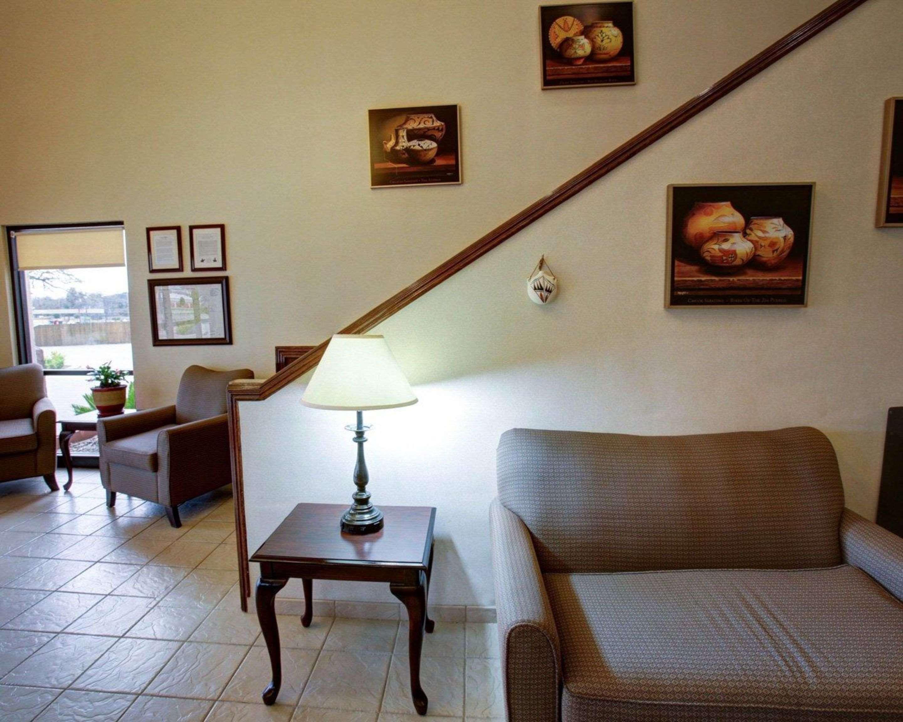 Quality Inn Rockdale Екстериор снимка